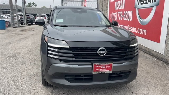 Vehicle image 4 of 29
