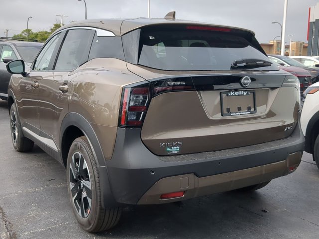 Vehicle image 3 of 15