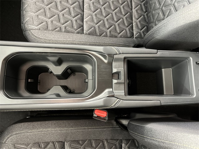Vehicle image 20 of 25