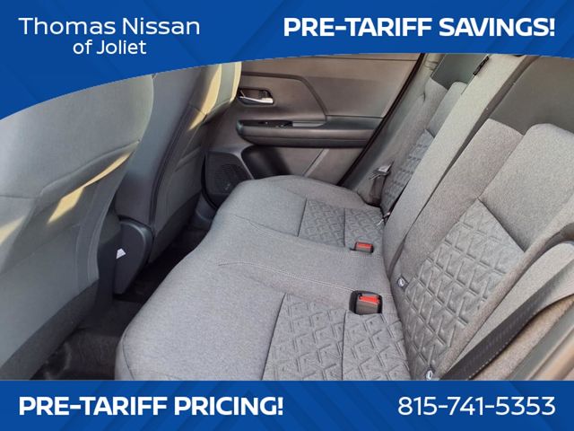 Vehicle image 19 of 25