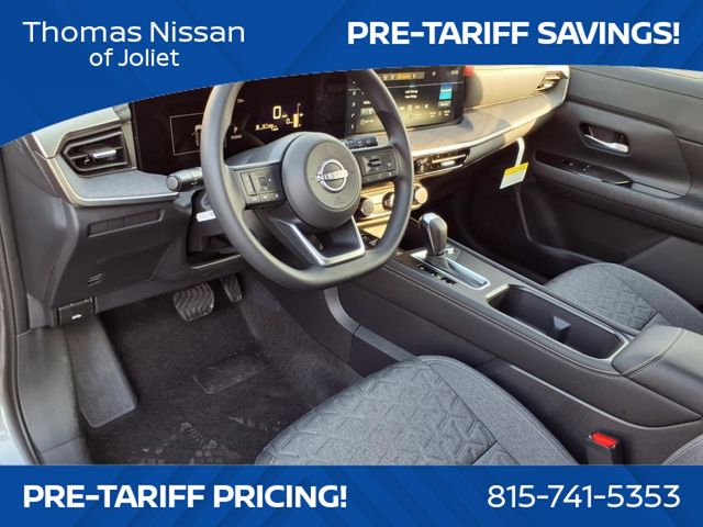 Vehicle image 14 of 25
