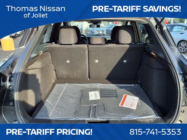 Vehicle image 9 of 25