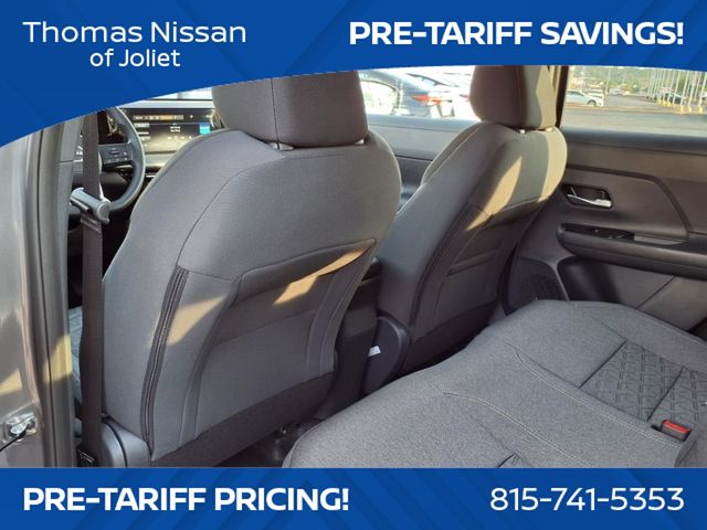 Vehicle image 11 of 25