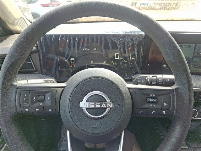 2025 Nissan Kicks SV Image 9 of 10