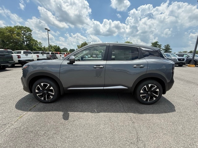 2025 Nissan Kicks SV Image 8 of 29