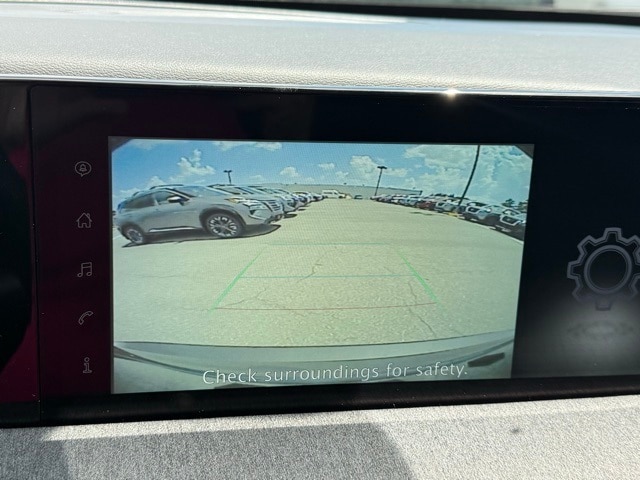 2025 Nissan Kicks SV Image 21 of 29