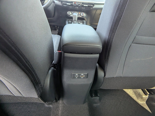 Vehicle image 12 of 27