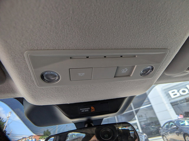 Vehicle image 26 of 27