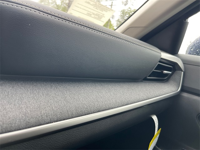 Vehicle image 22 of 27