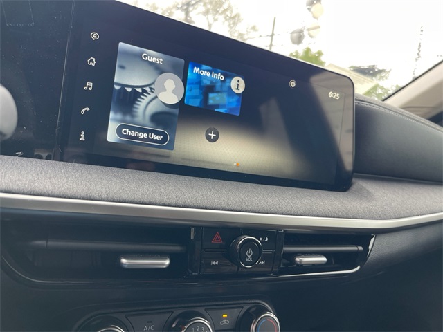 Vehicle image 20 of 27