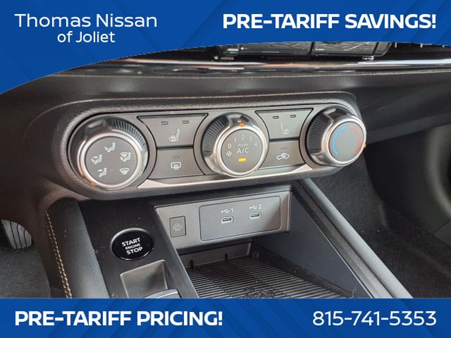 Vehicle image 24 of 25