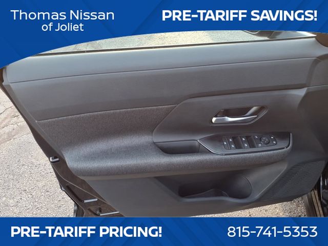 Vehicle image 20 of 25