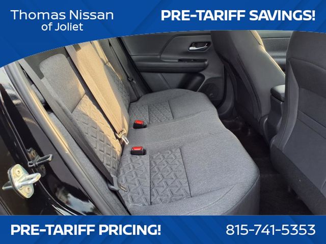 Vehicle image 11 of 25