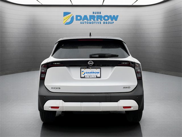 2025 Nissan Kicks SV Image 6 of 31
