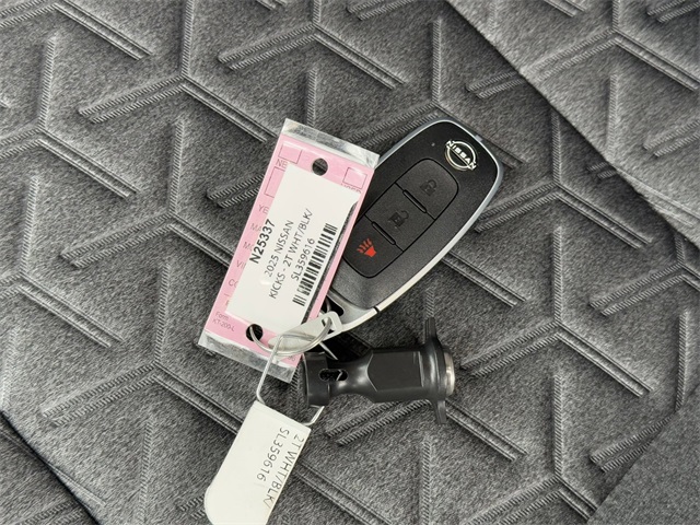 2025 Nissan Kicks SV Image 21 of 31