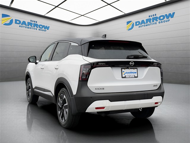 2025 Nissan Kicks SV Image 7 of 31