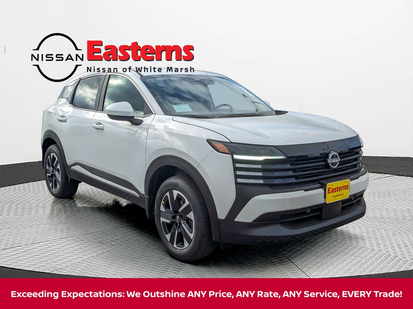 Vehicle image 4 of 33
