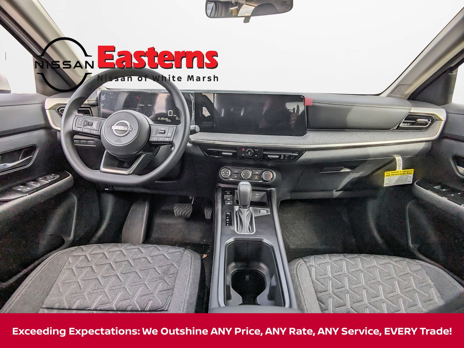 Vehicle image 18 of 33
