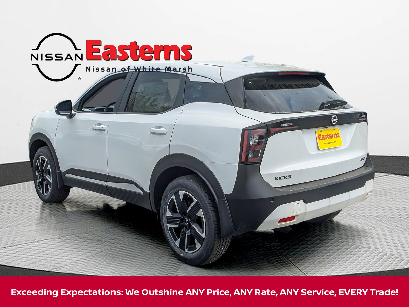 Vehicle image 9 of 33