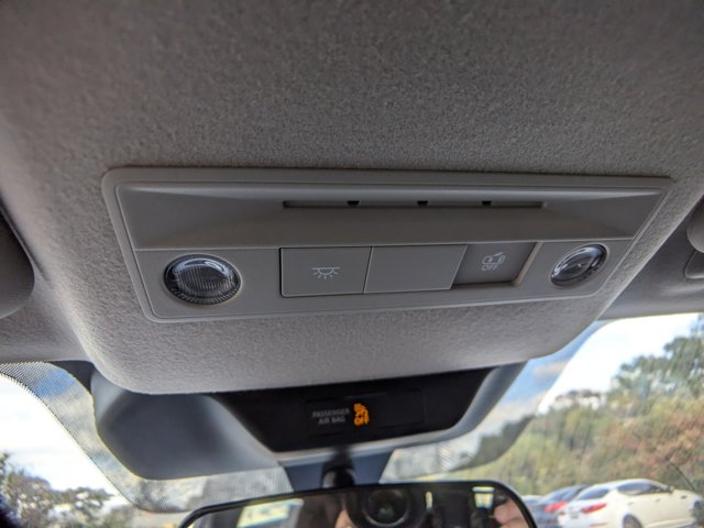 Vehicle image 12 of 27