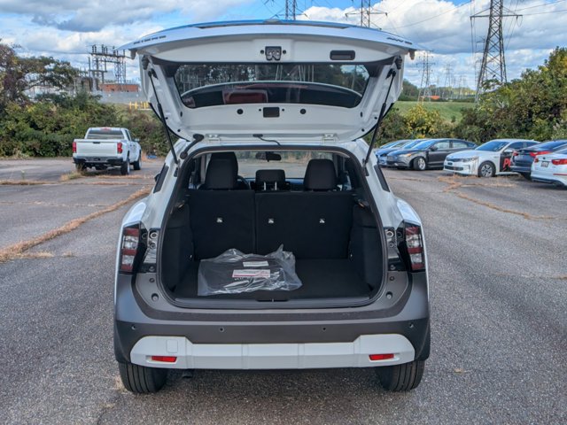 Vehicle image 26 of 27