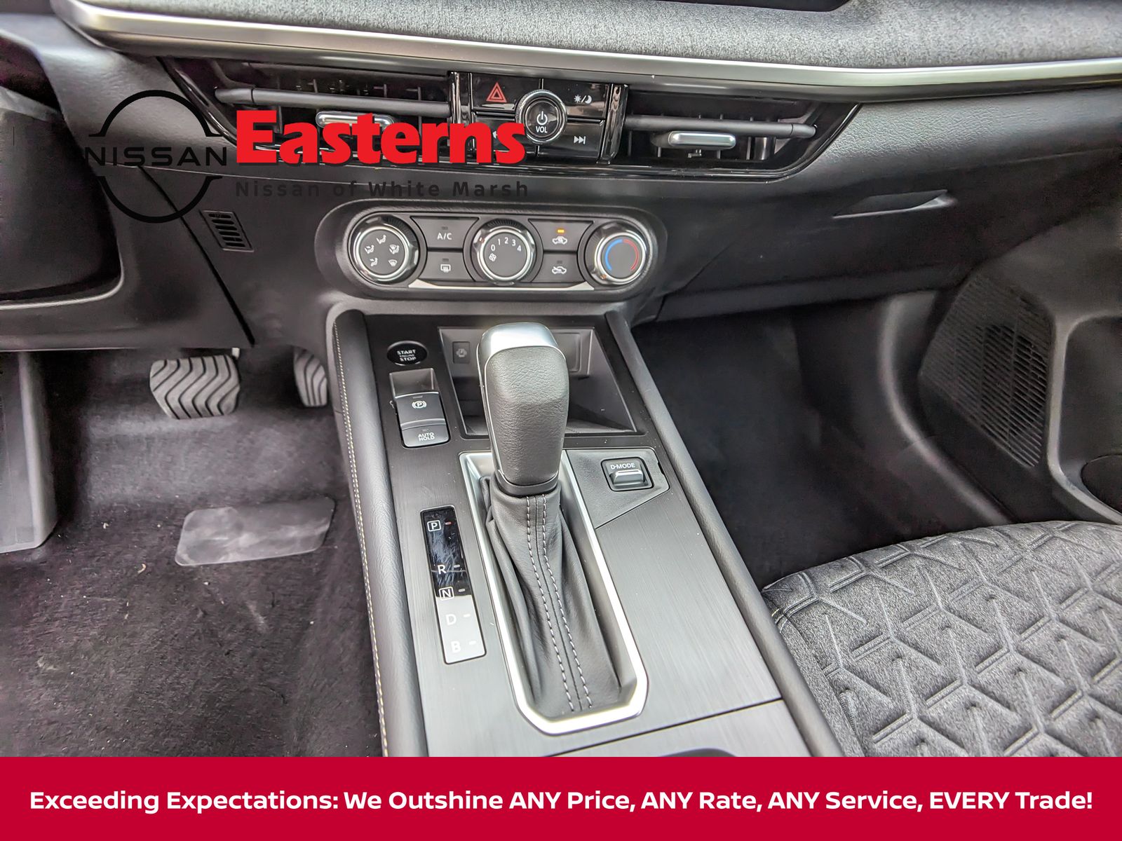 Vehicle image 20 of 34
