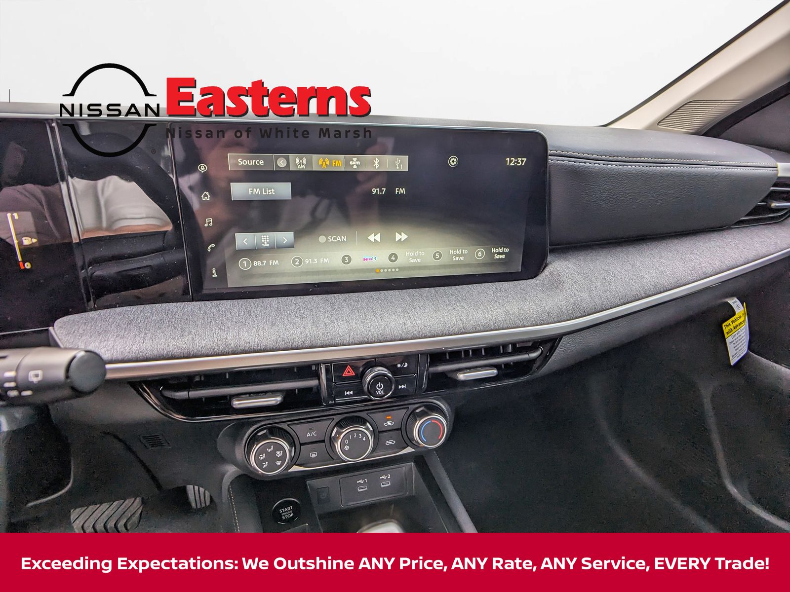 Vehicle image 18 of 34