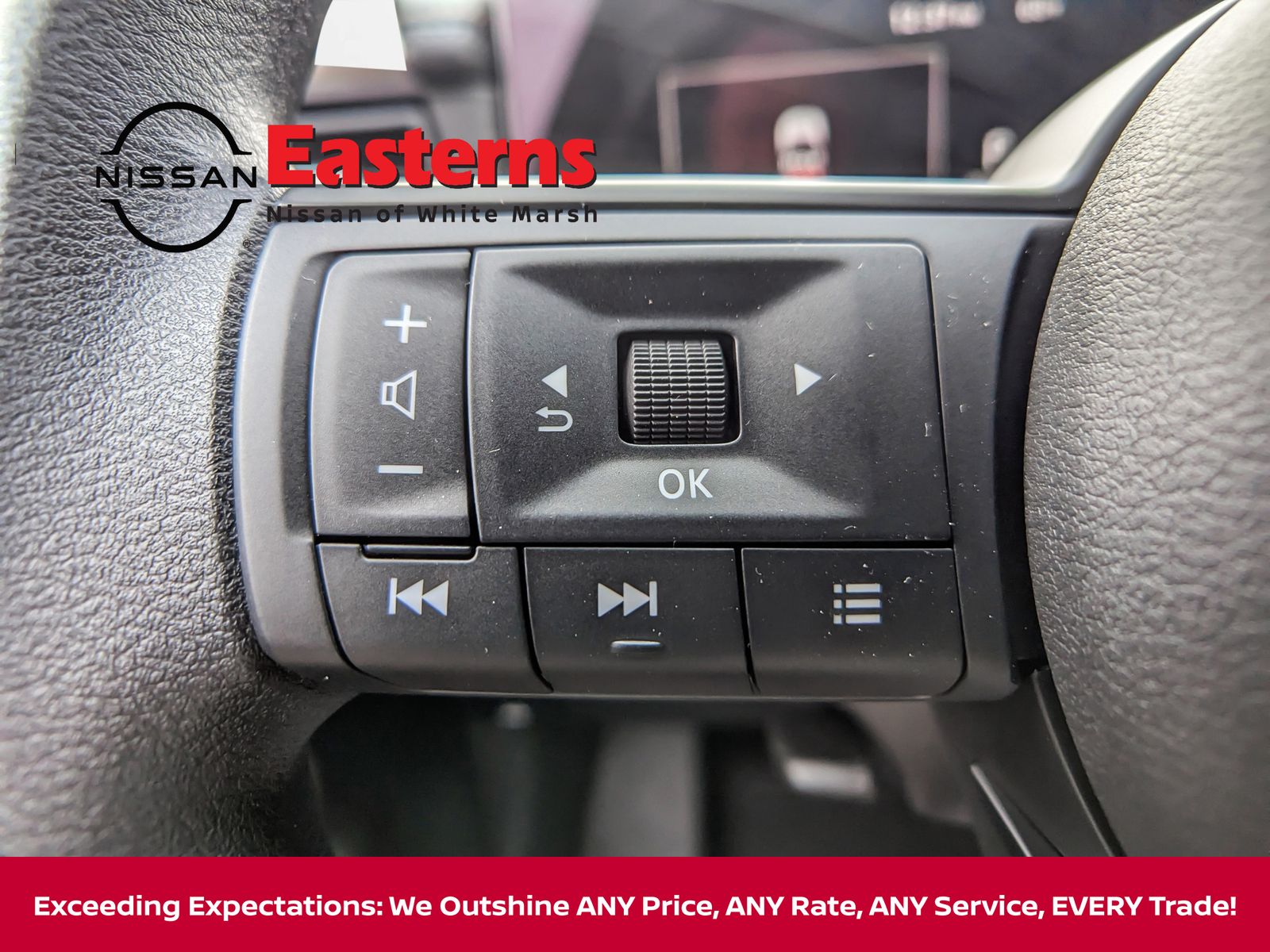 Vehicle image 31 of 34