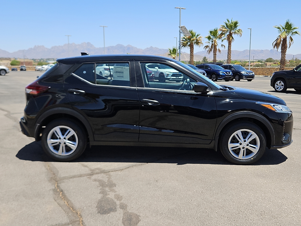 Vehicle image 4 of 20