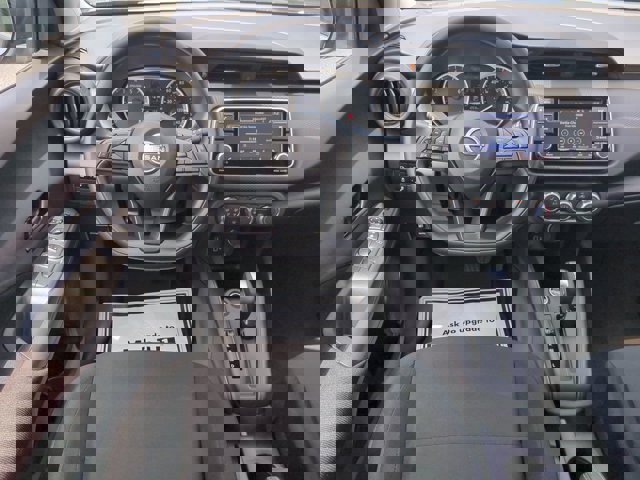 Vehicle image 16 of 27