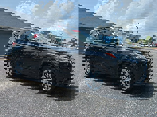 Vehicle image 3 of 27