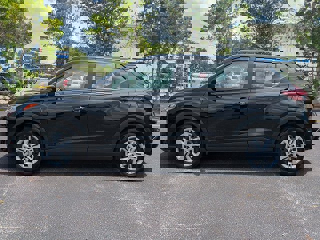 Vehicle image 8 of 27