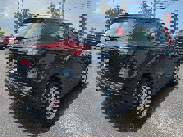 Vehicle image 6 of 27