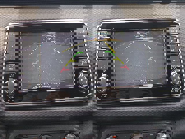 Vehicle image 20 of 27