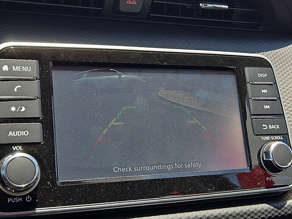 Vehicle image 16 of 20