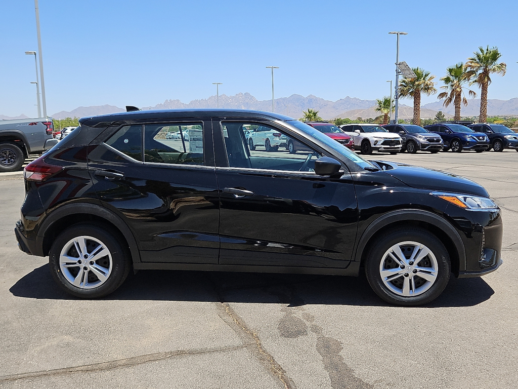 Vehicle image 4 of 20