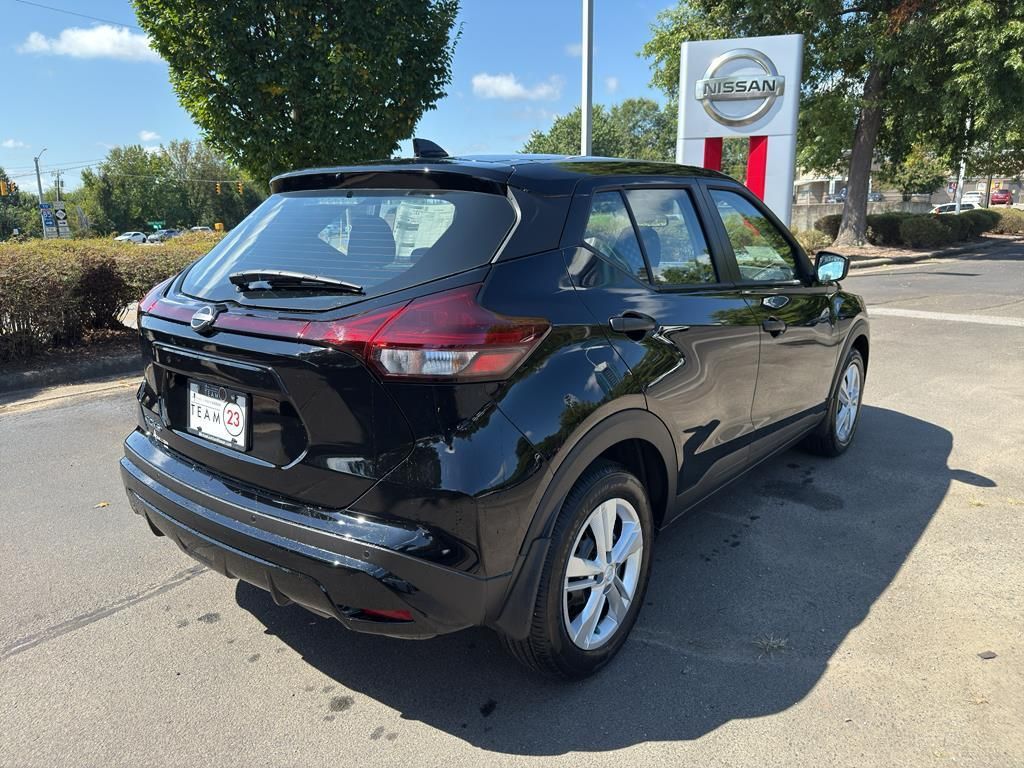 2025 Nissan Kicks Play S Image 5 of 30