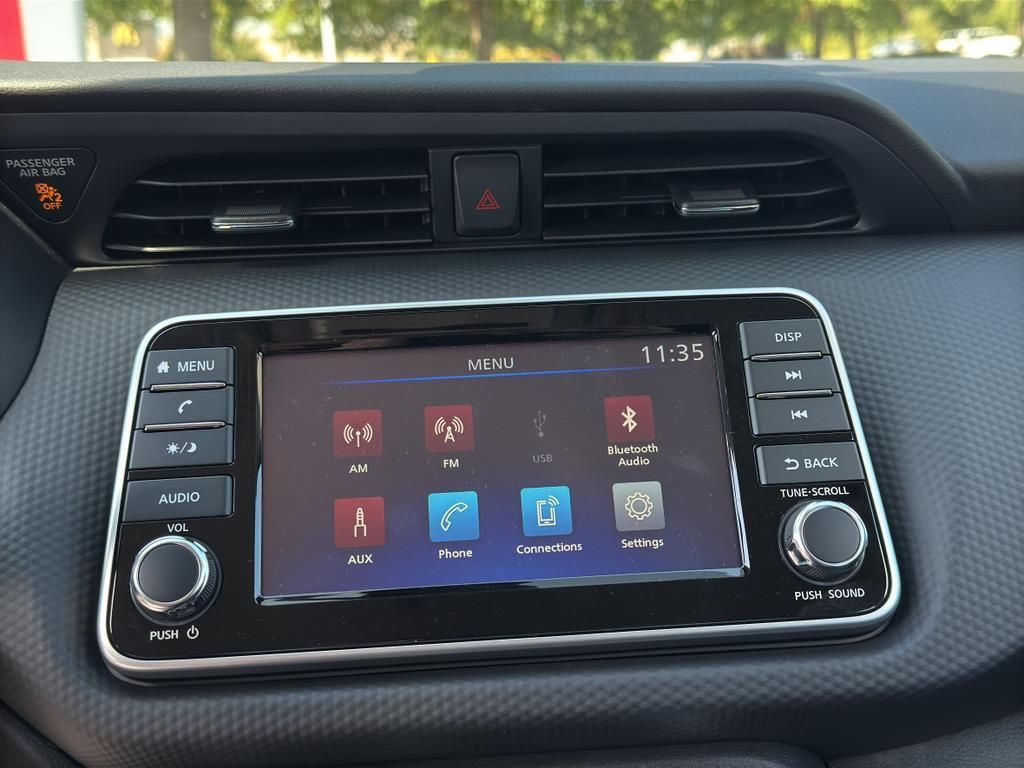 2025 Nissan Kicks Play S Image 18 of 30