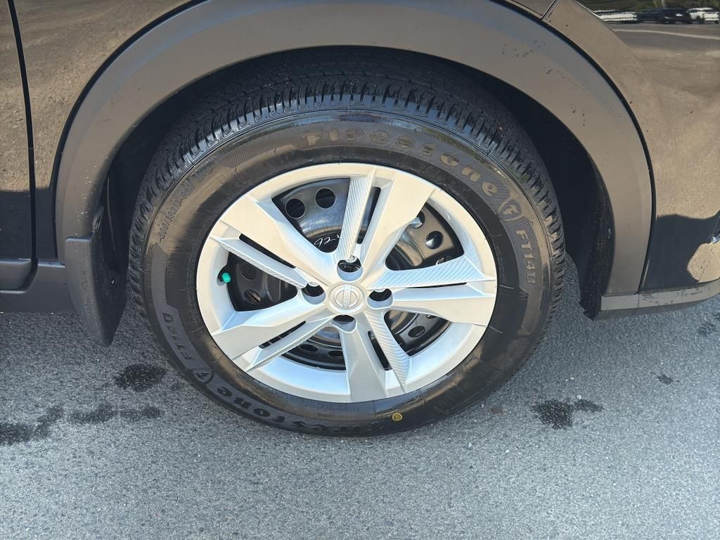 2025 Nissan Kicks Play S Image 10 of 30