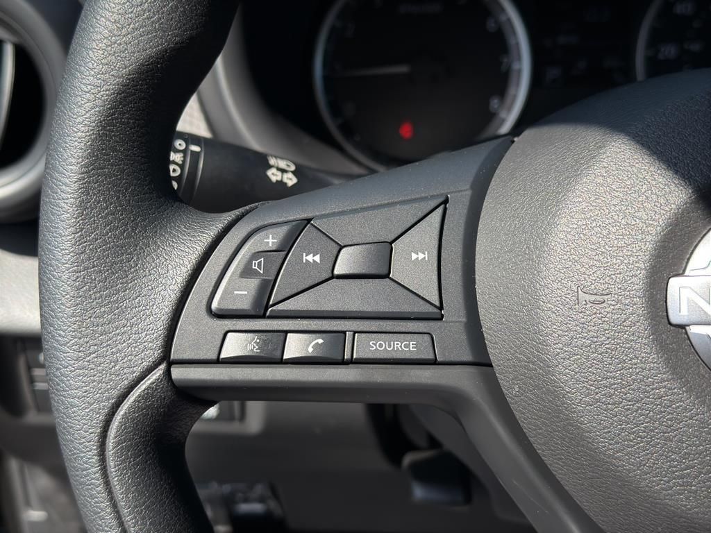 2025 Nissan Kicks Play S Image 27 of 30