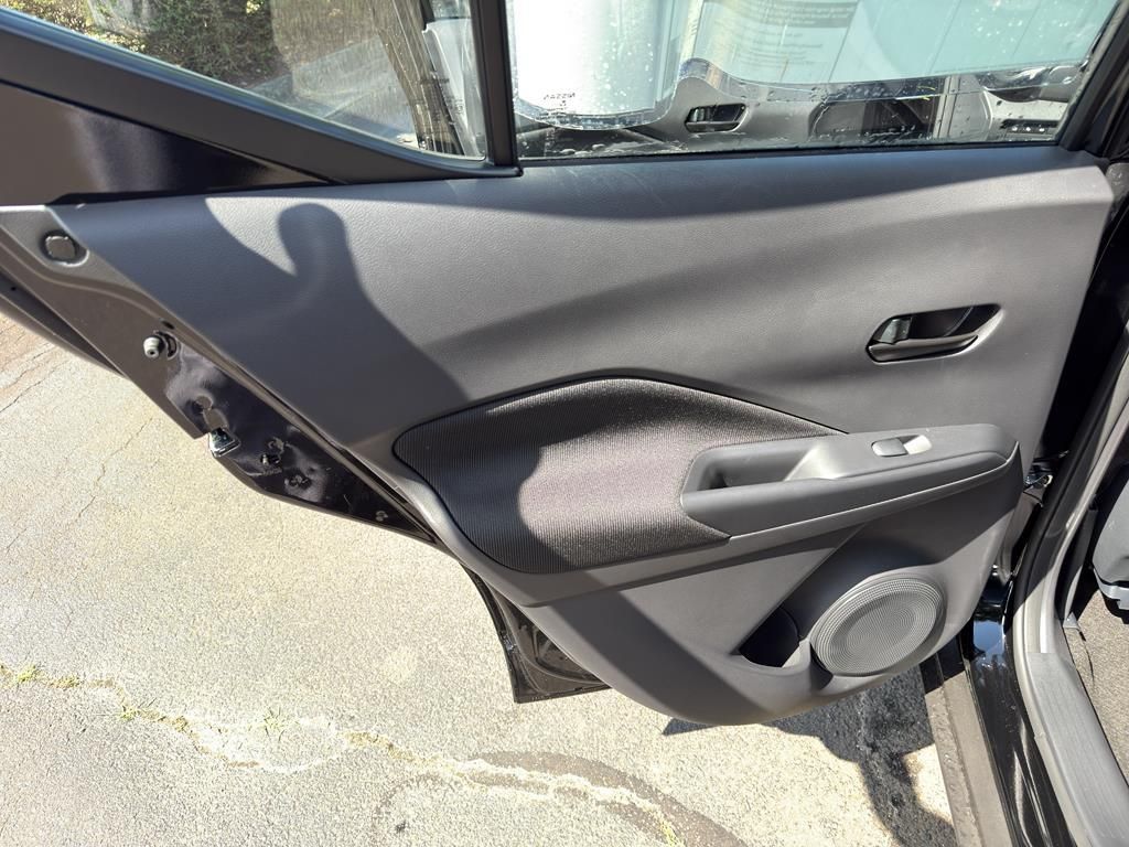 2025 Nissan Kicks Play S Image 22 of 30