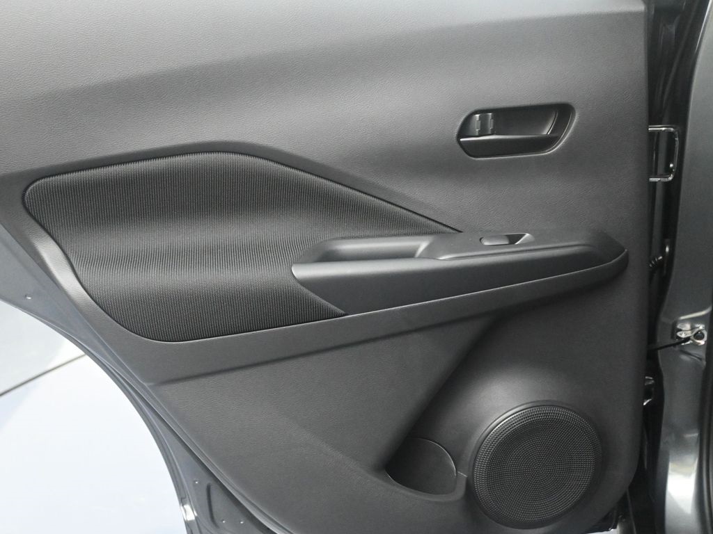 2025 Nissan Kicks Play S Image 37 of 41