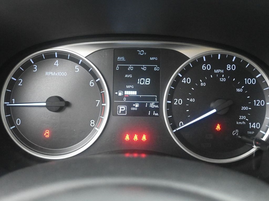 2025 Nissan Kicks Play S Image 33 of 41