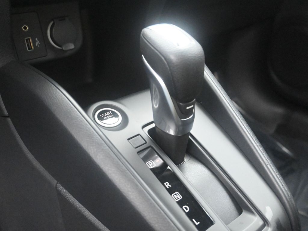 2025 Nissan Kicks Play S Image 35 of 41