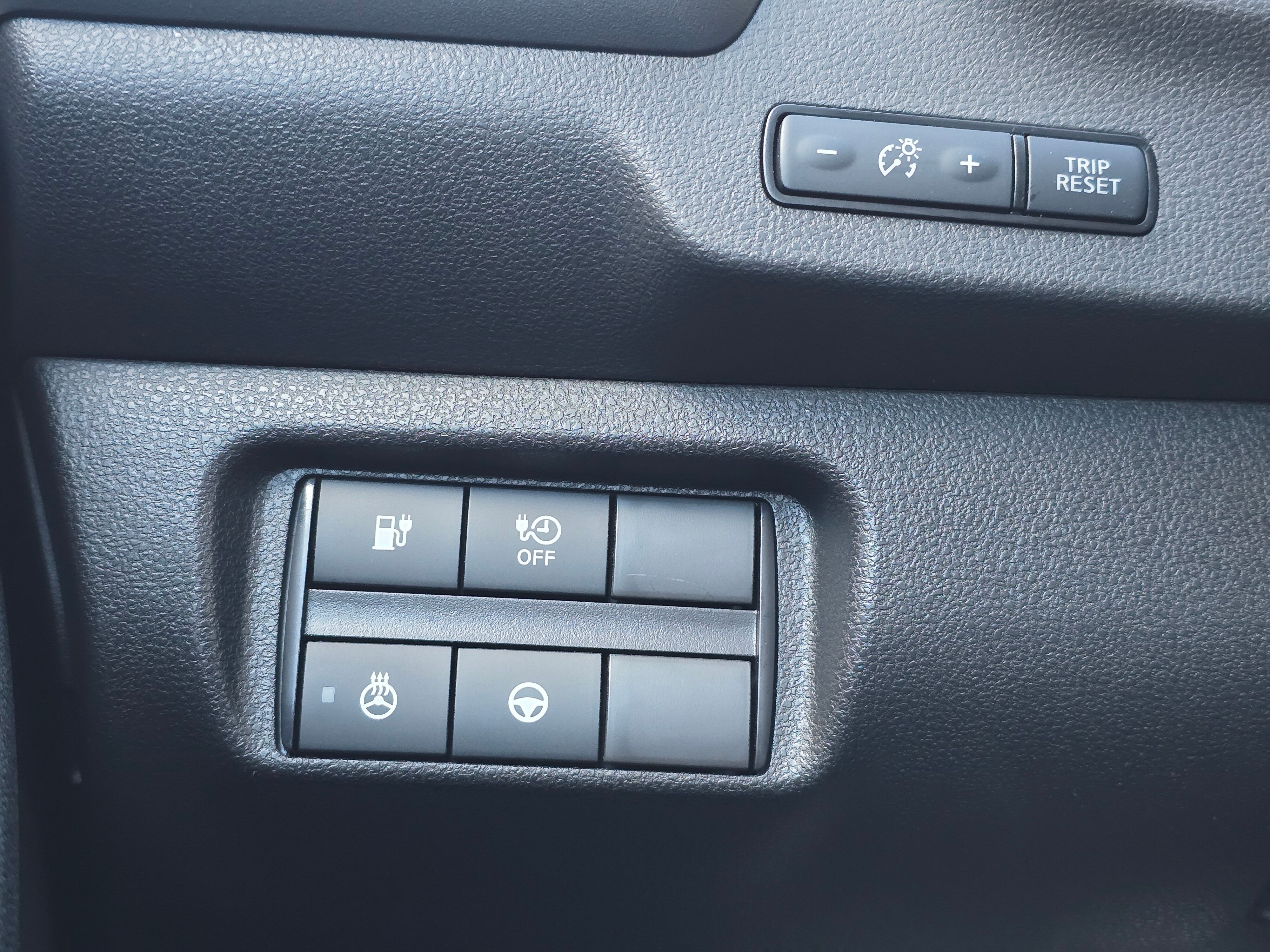 Vehicle image 22 of 23