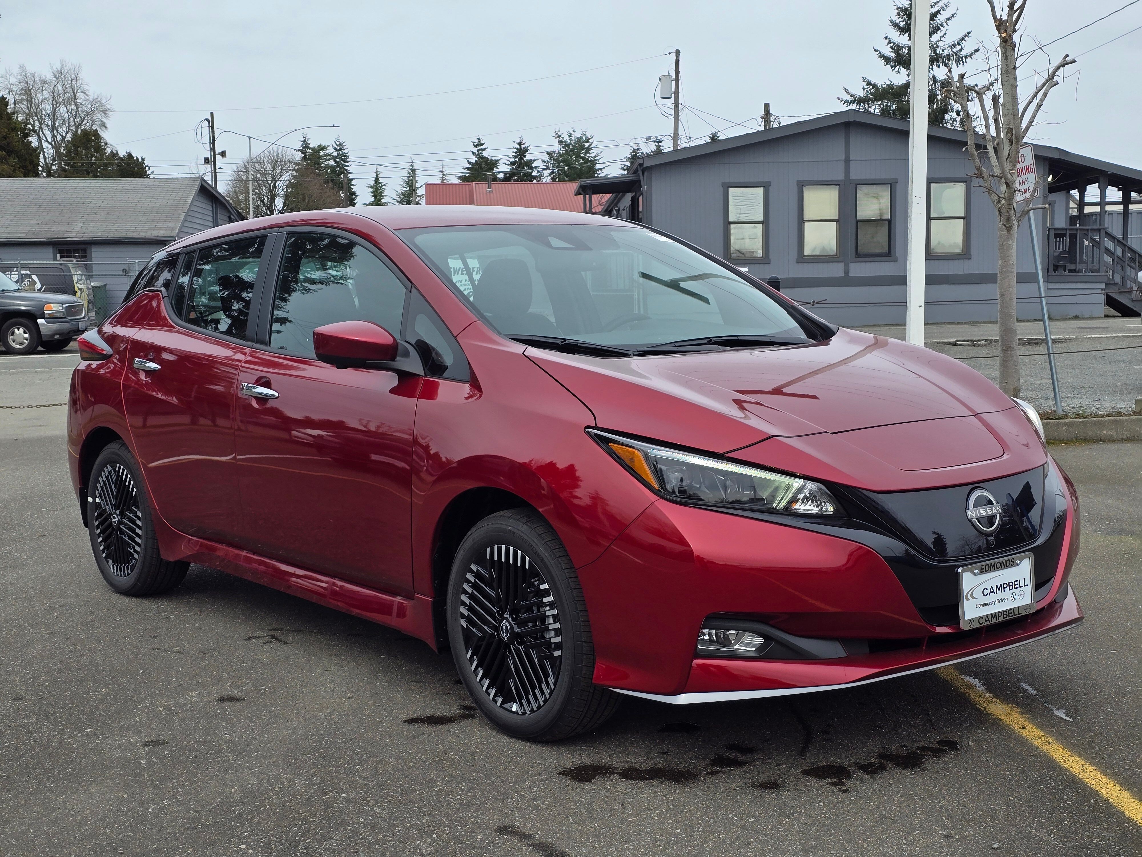Vehicle image 3 of 31