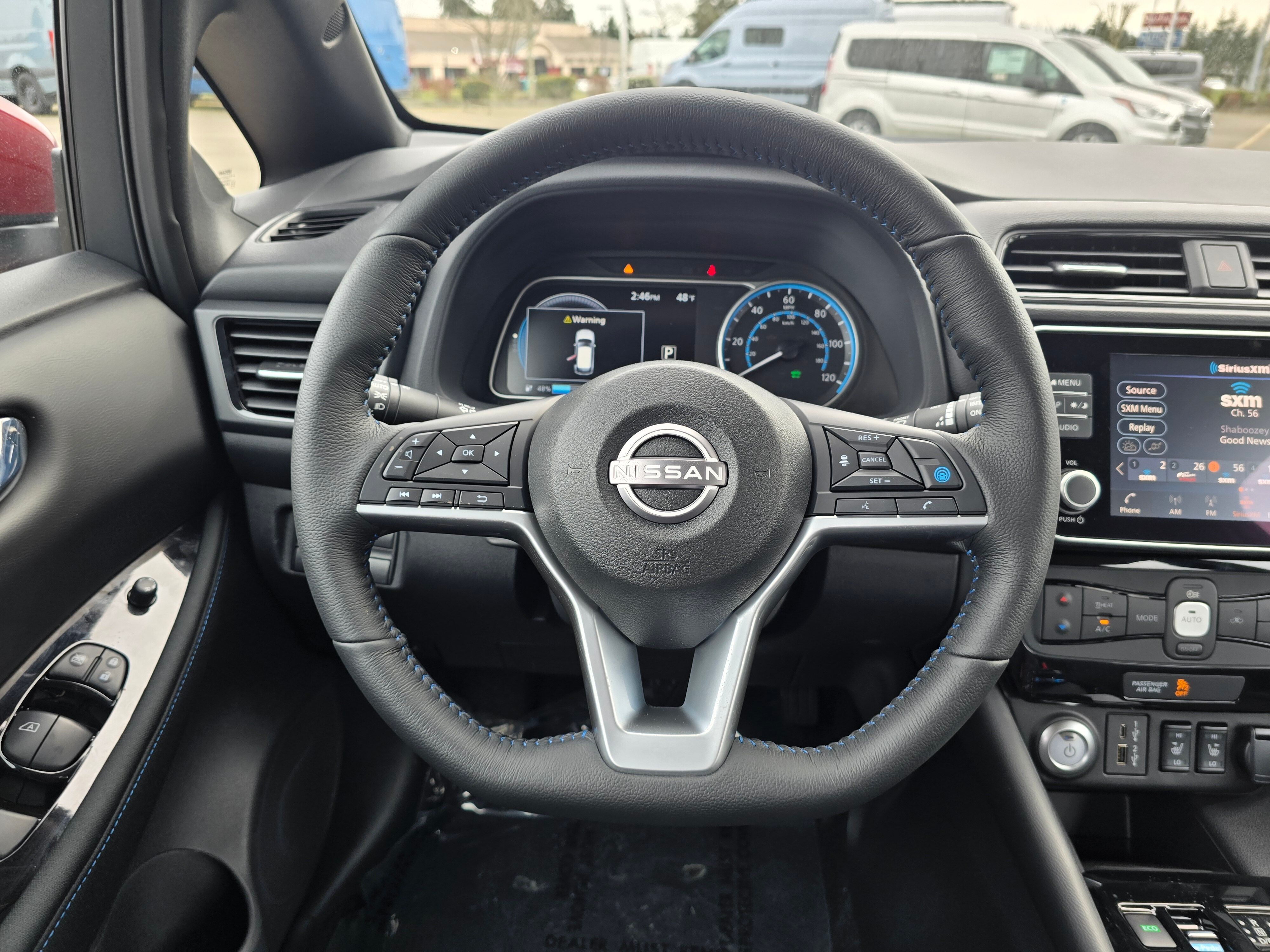 Vehicle image 21 of 31