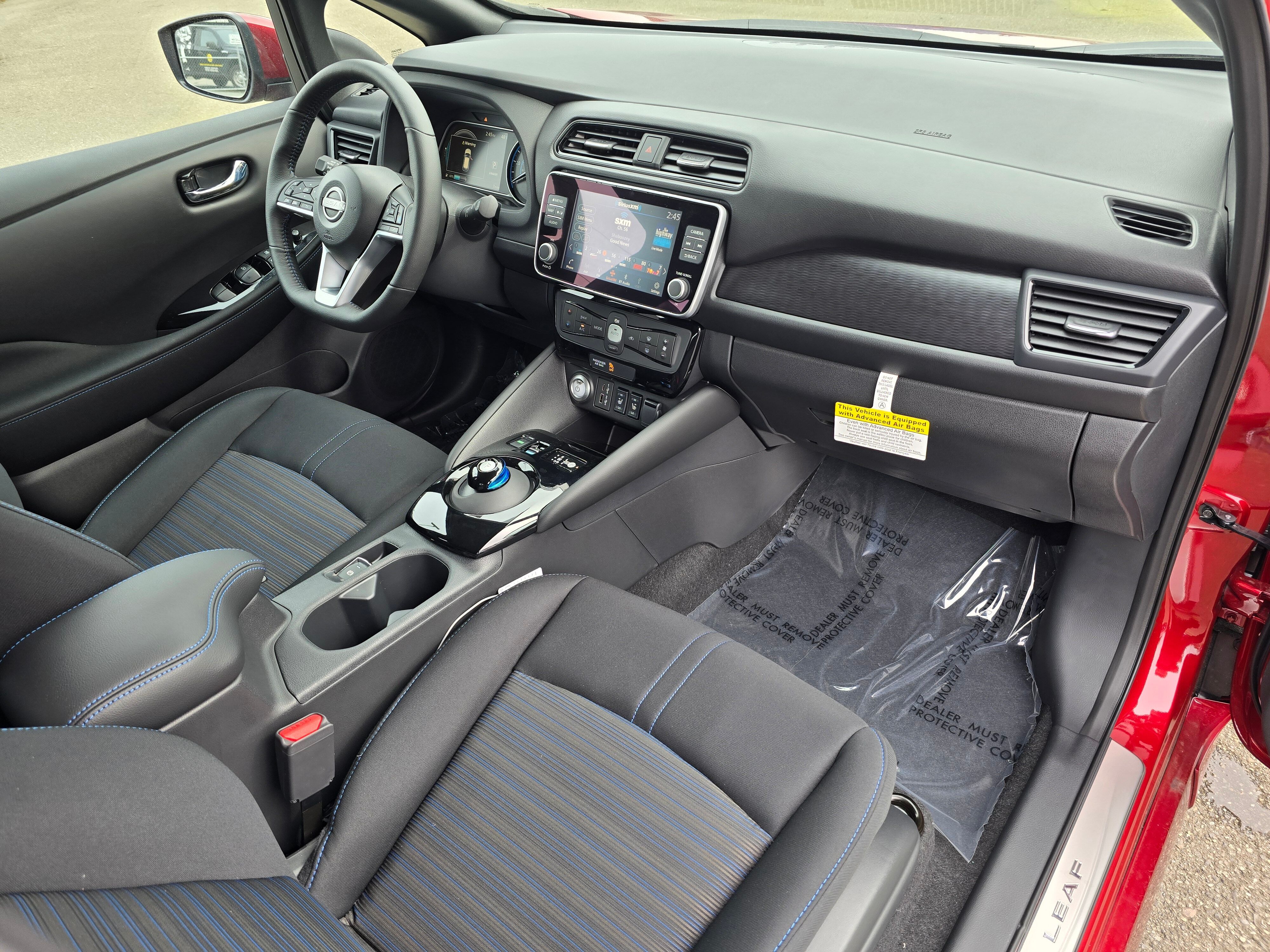 Vehicle image 12 of 31