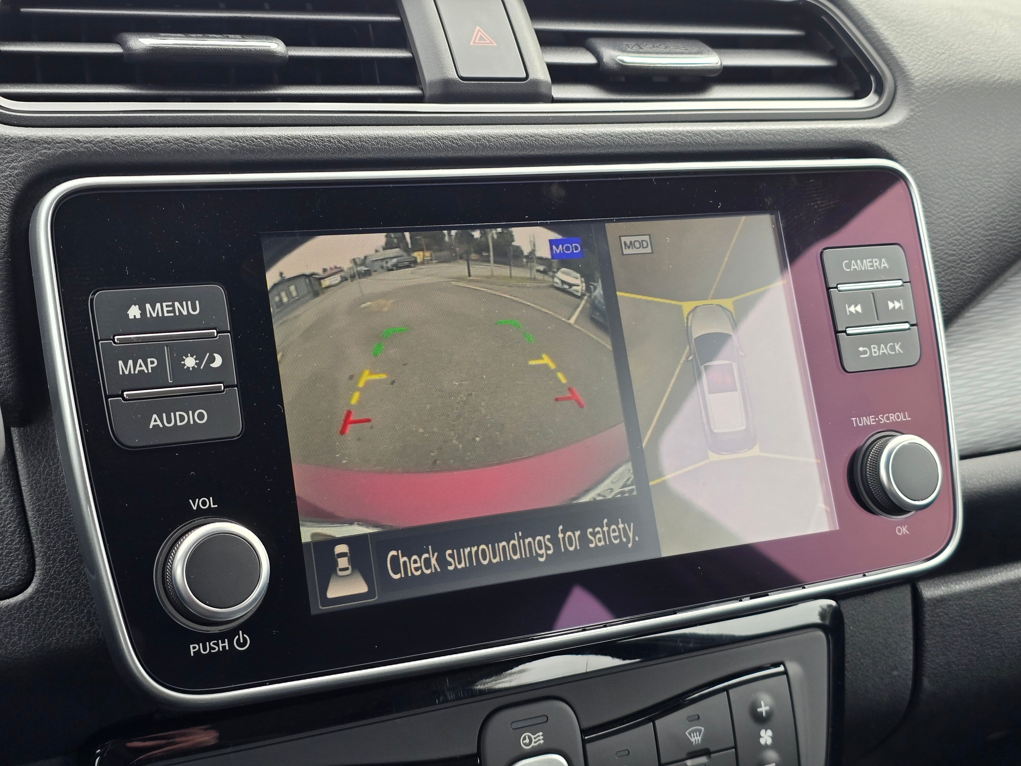 Vehicle image 26 of 31