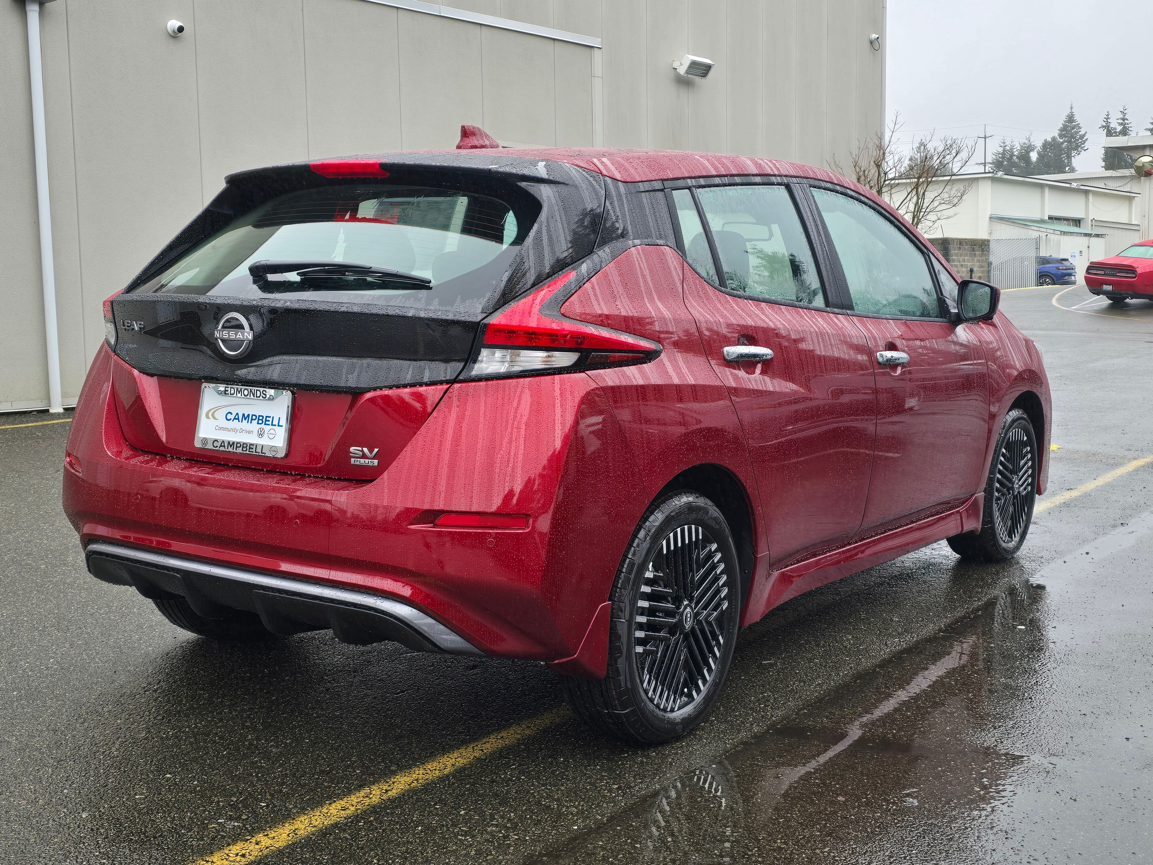 Vehicle image 4 of 30